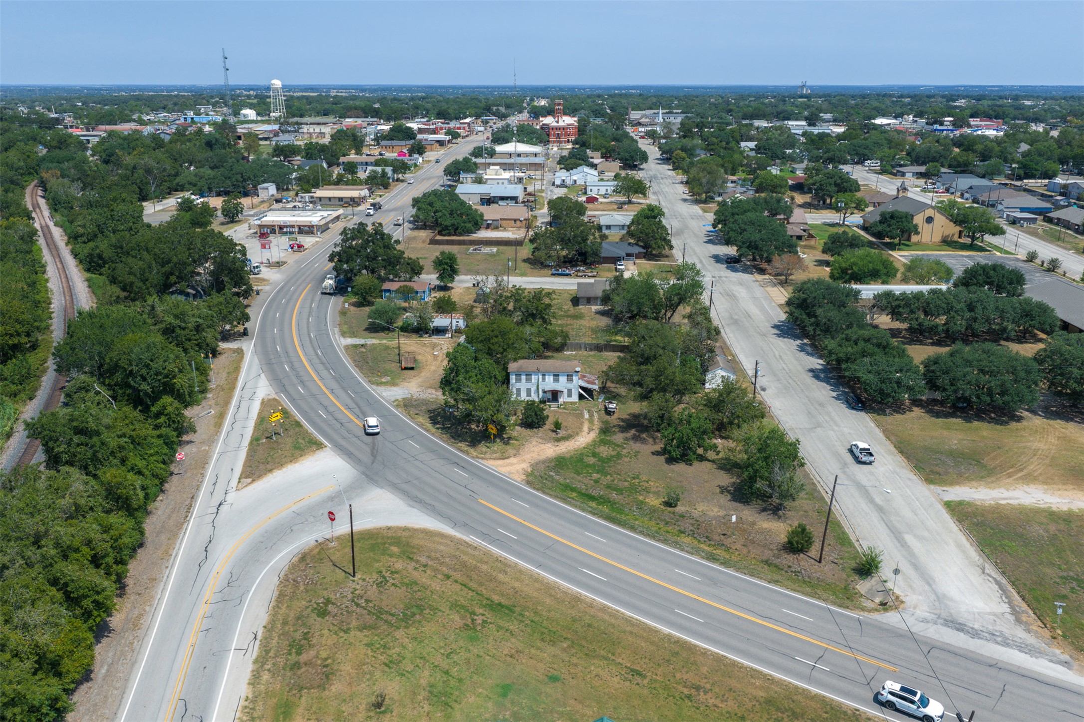 main property photo 18