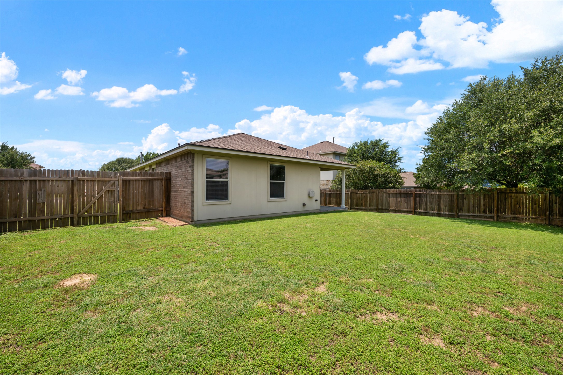 main property photo 36