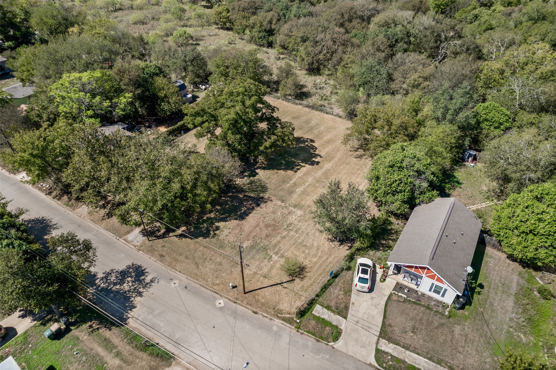 main property photo 10