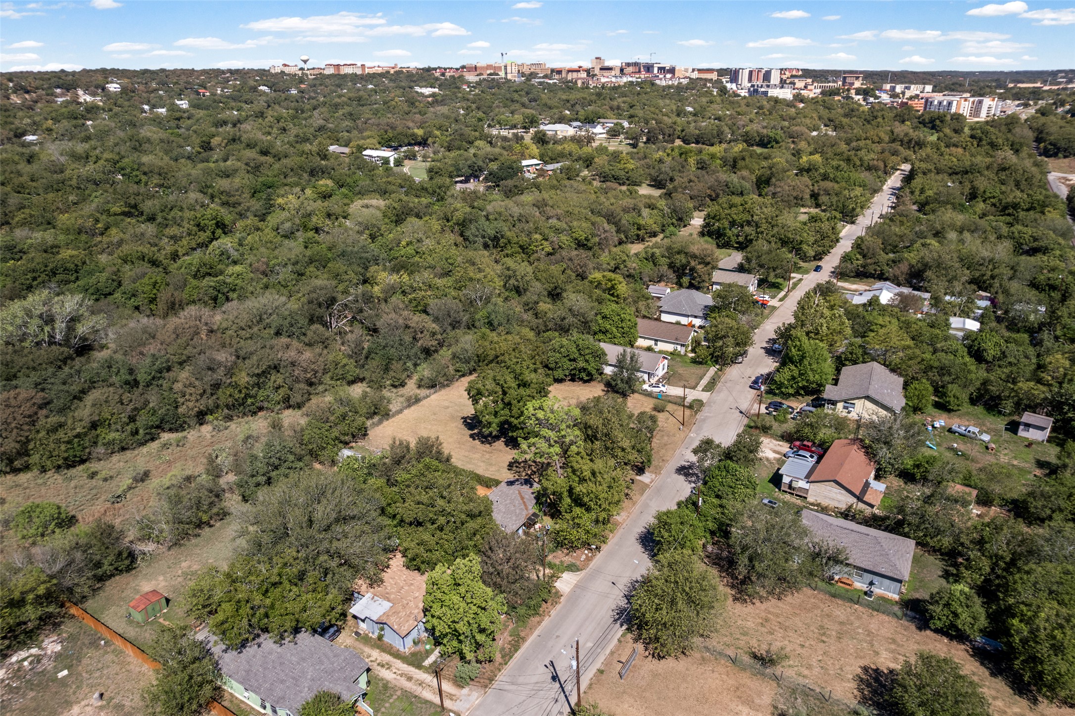 main property photo 12