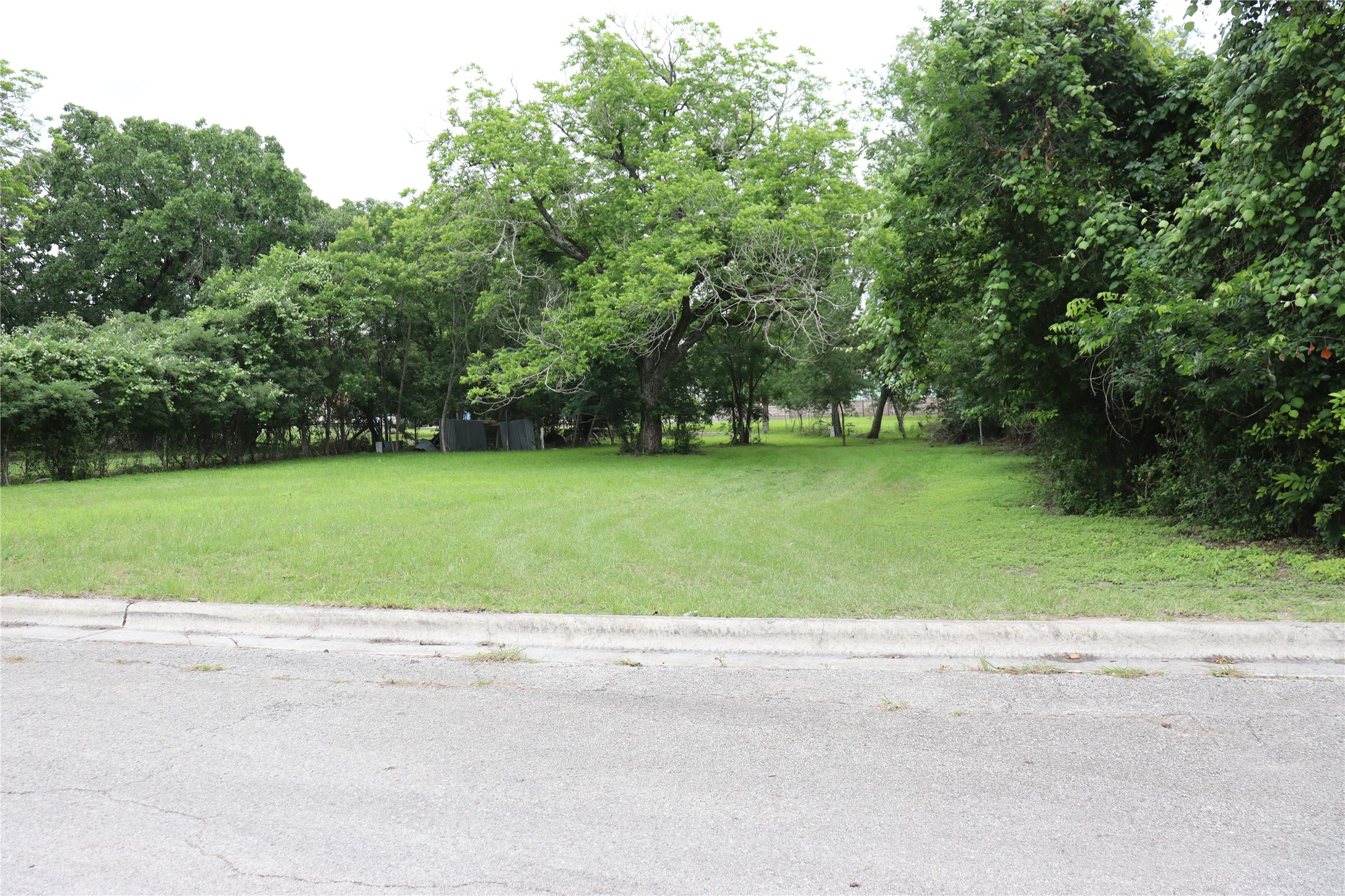 main property photo 5