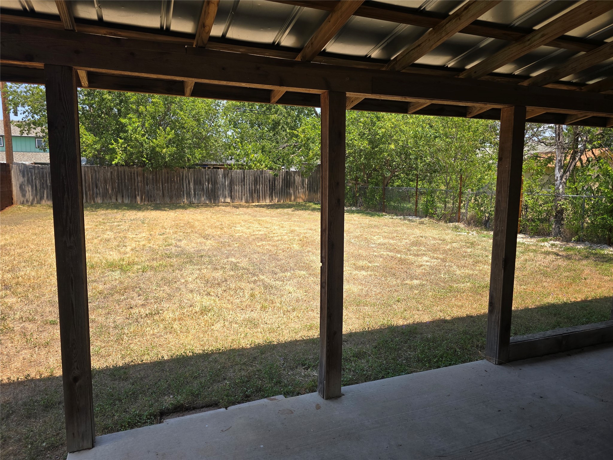 main property photo 37