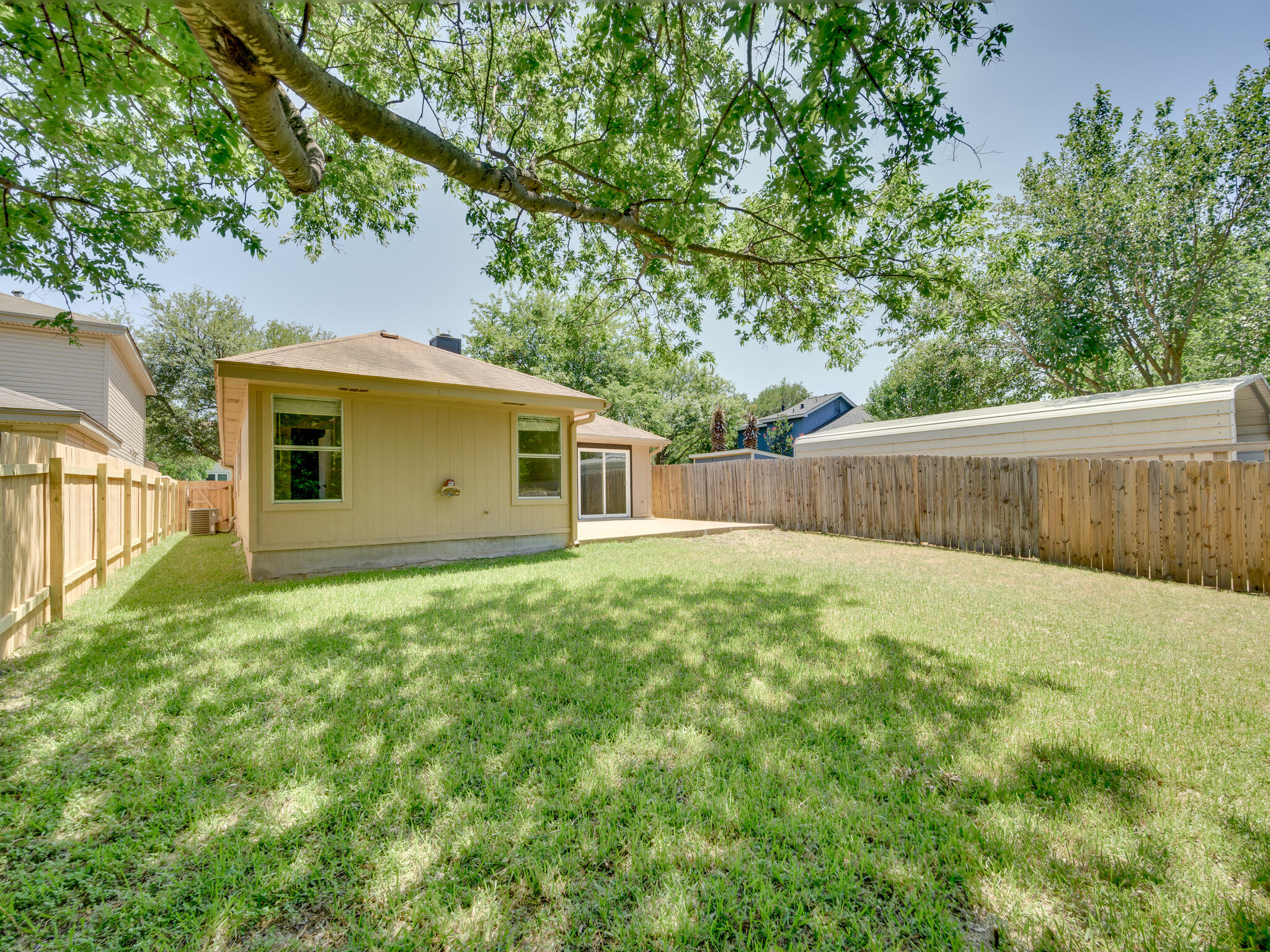 main property photo 22