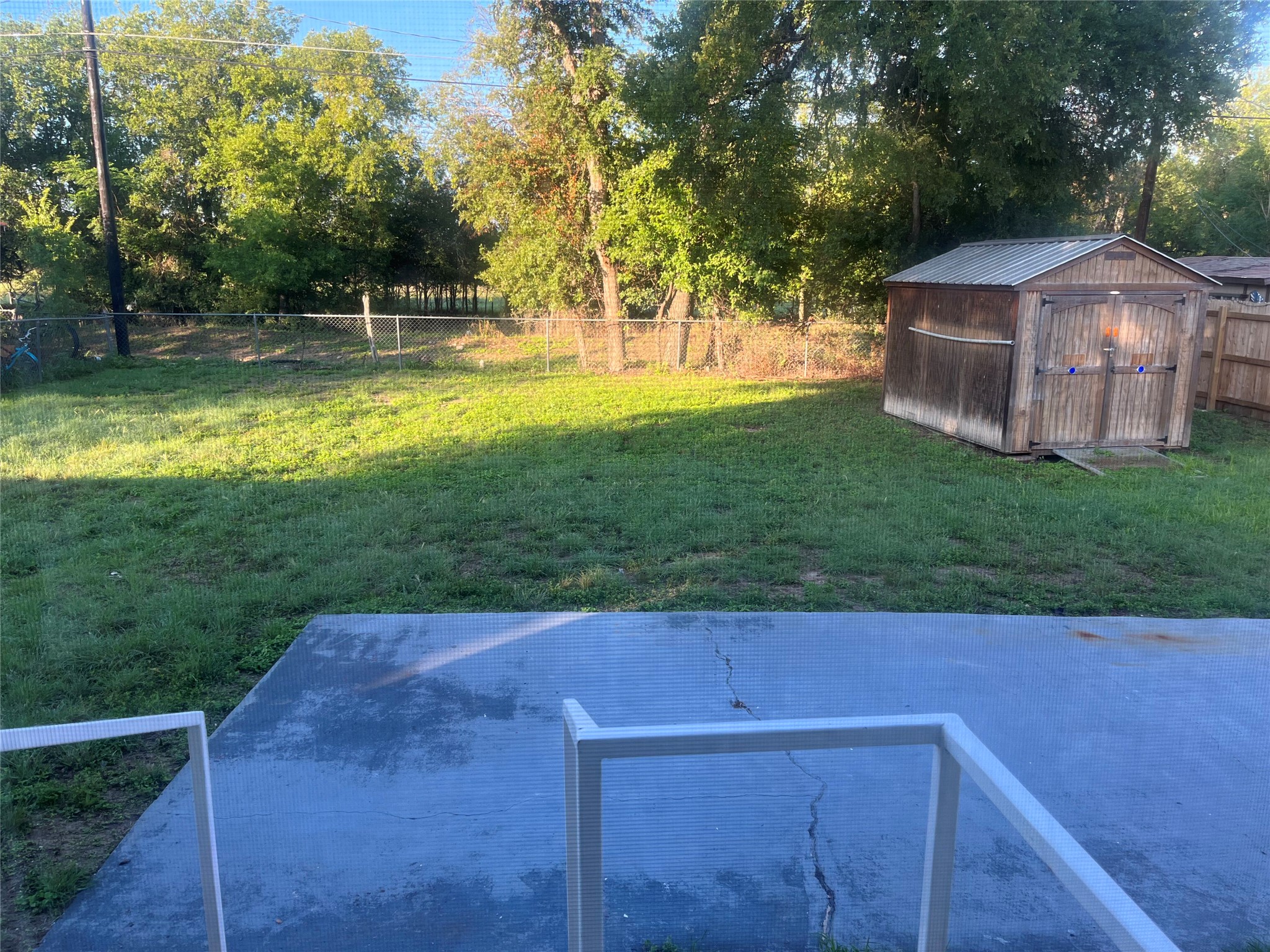 main property photo 16