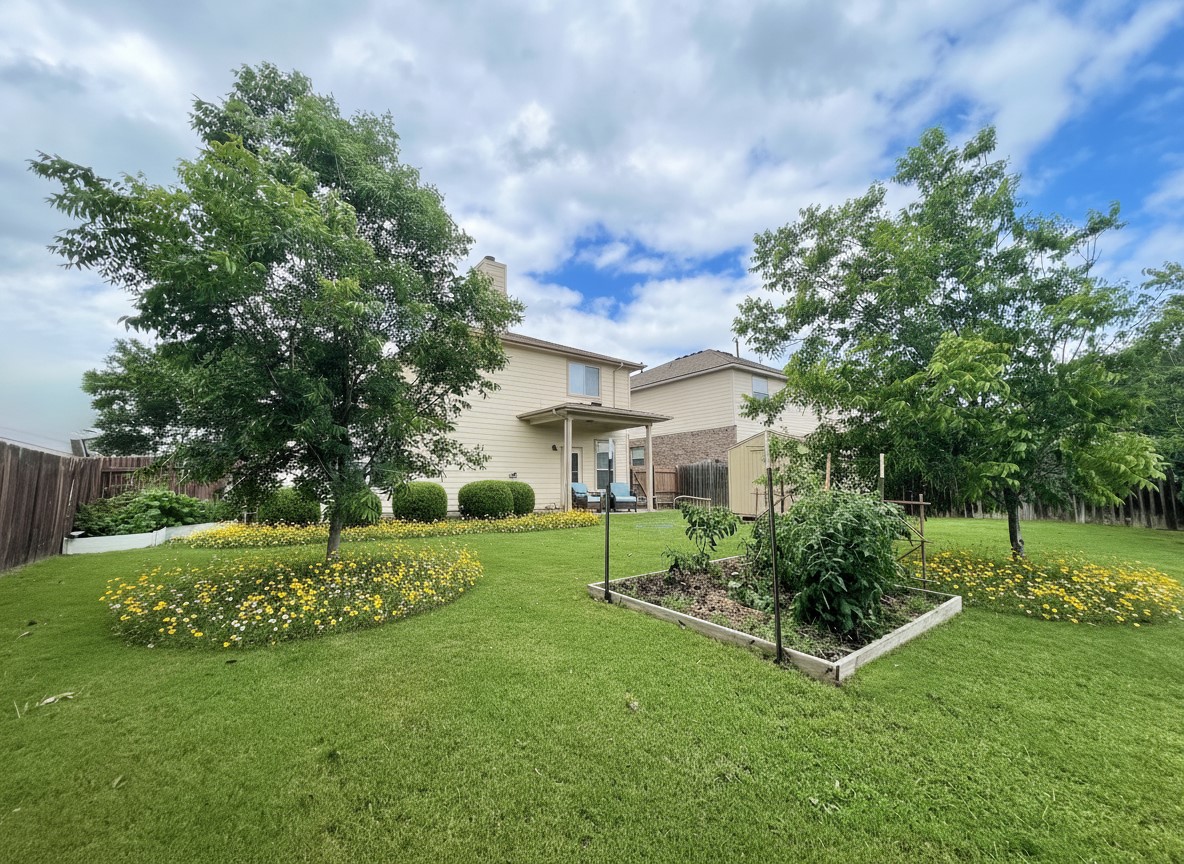 main property photo 30