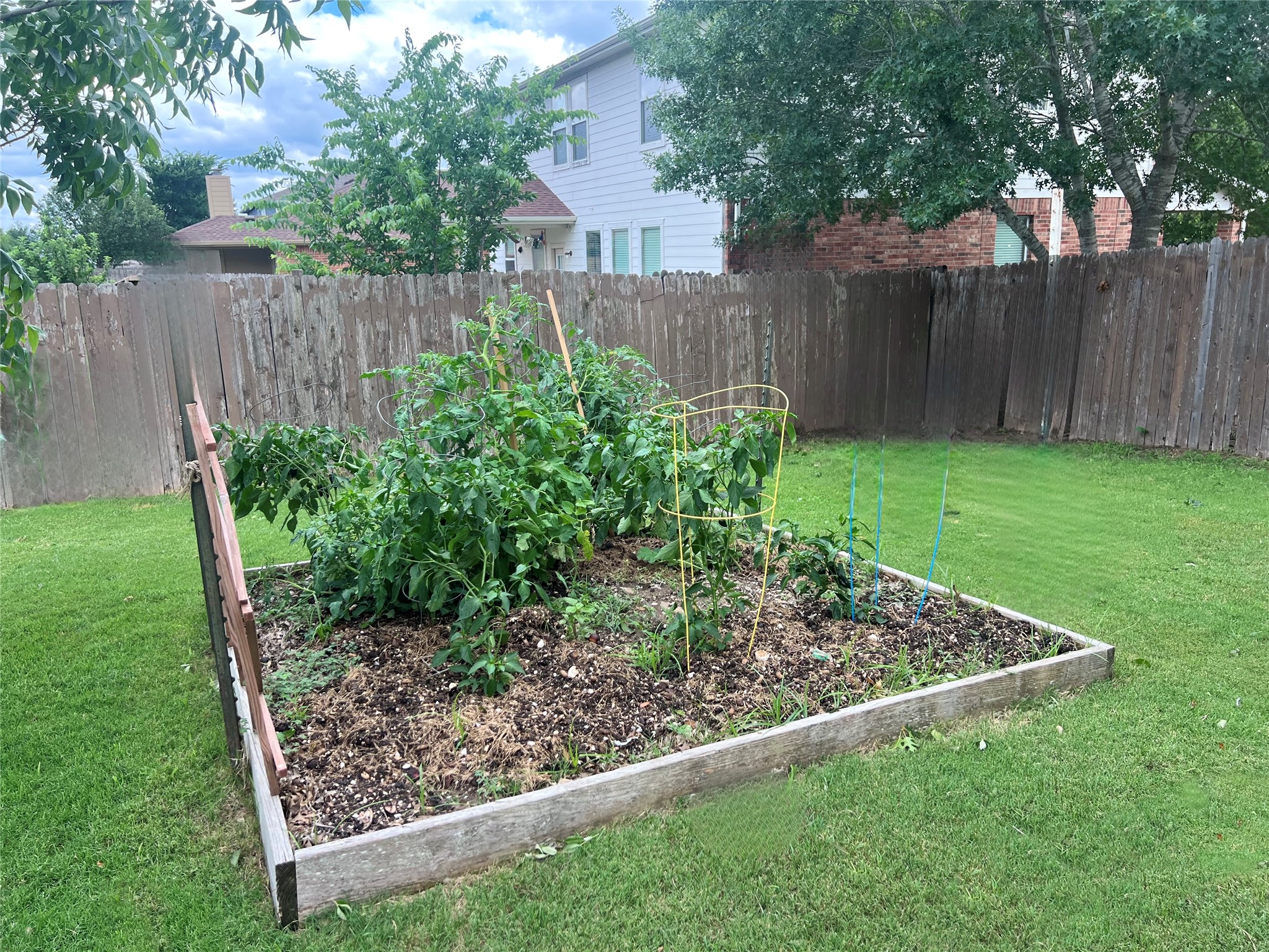 main property photo 31