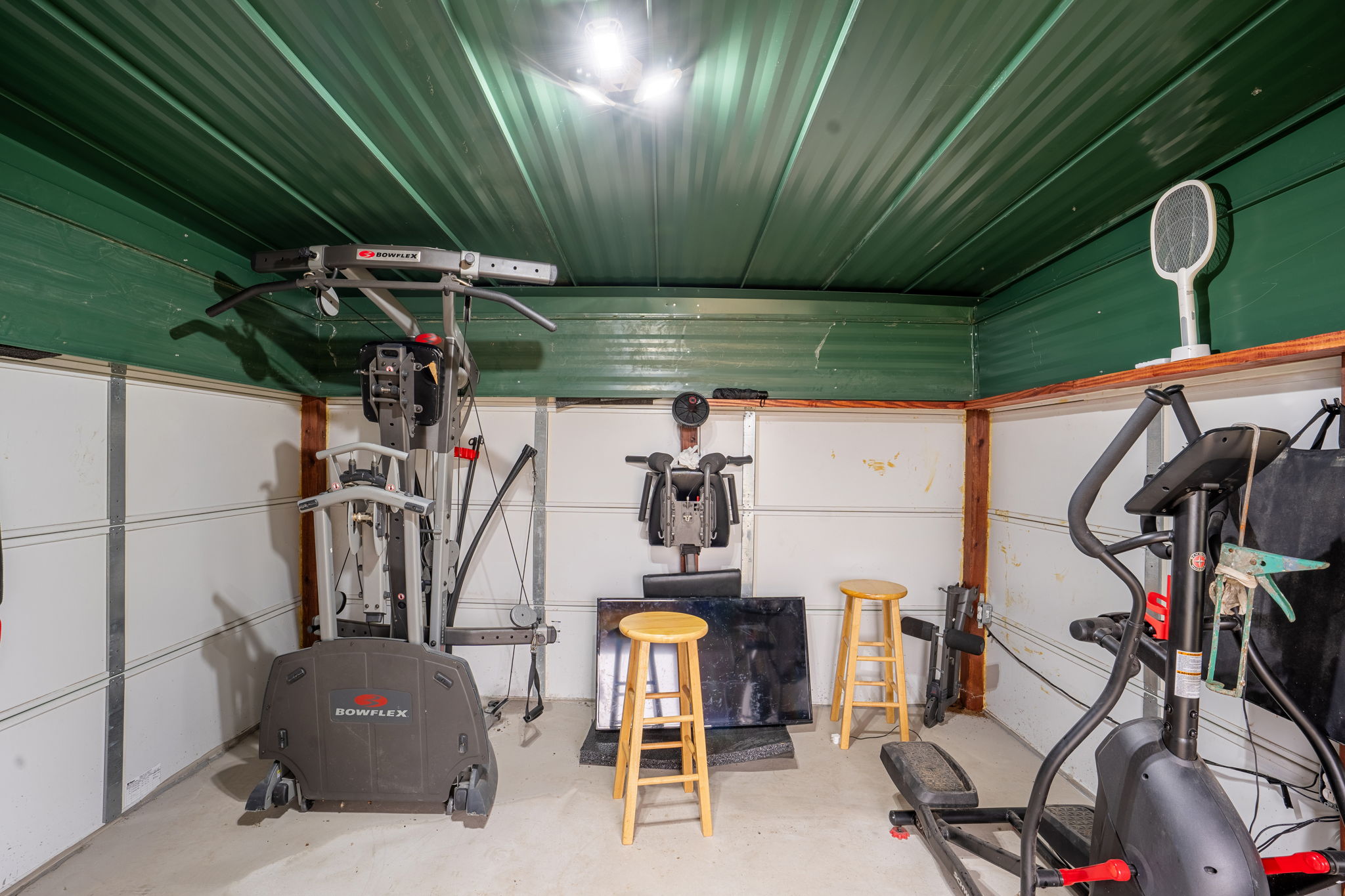main property photo 19