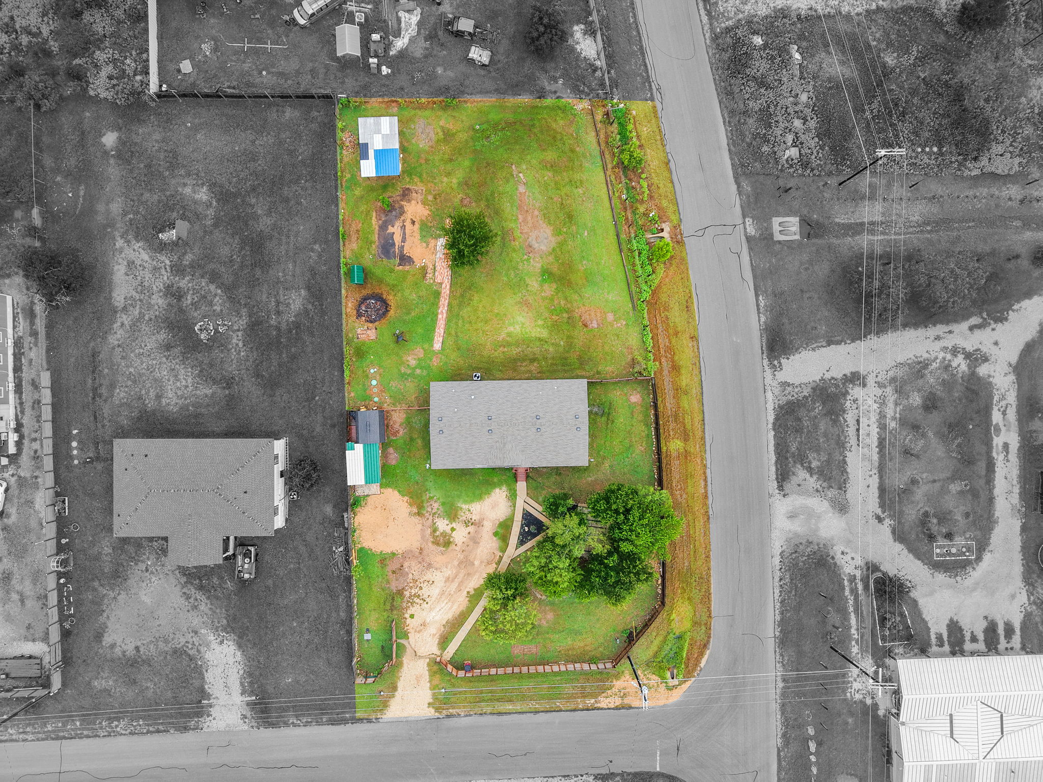 main property photo 23