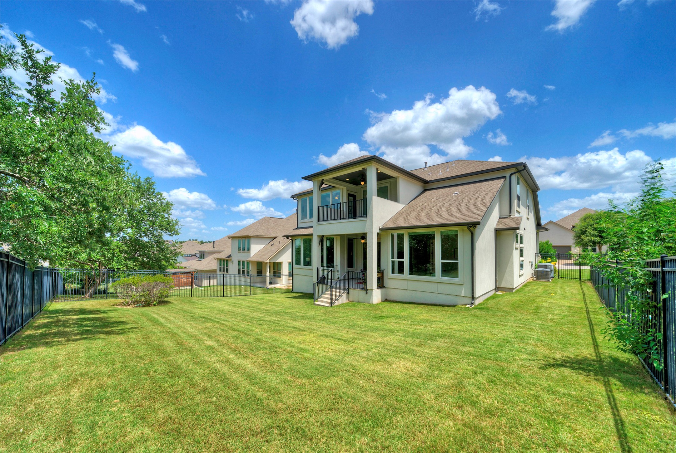 main property photo 35