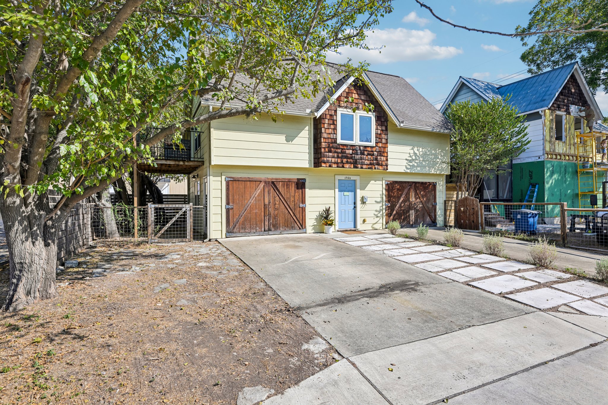 main property photo 32