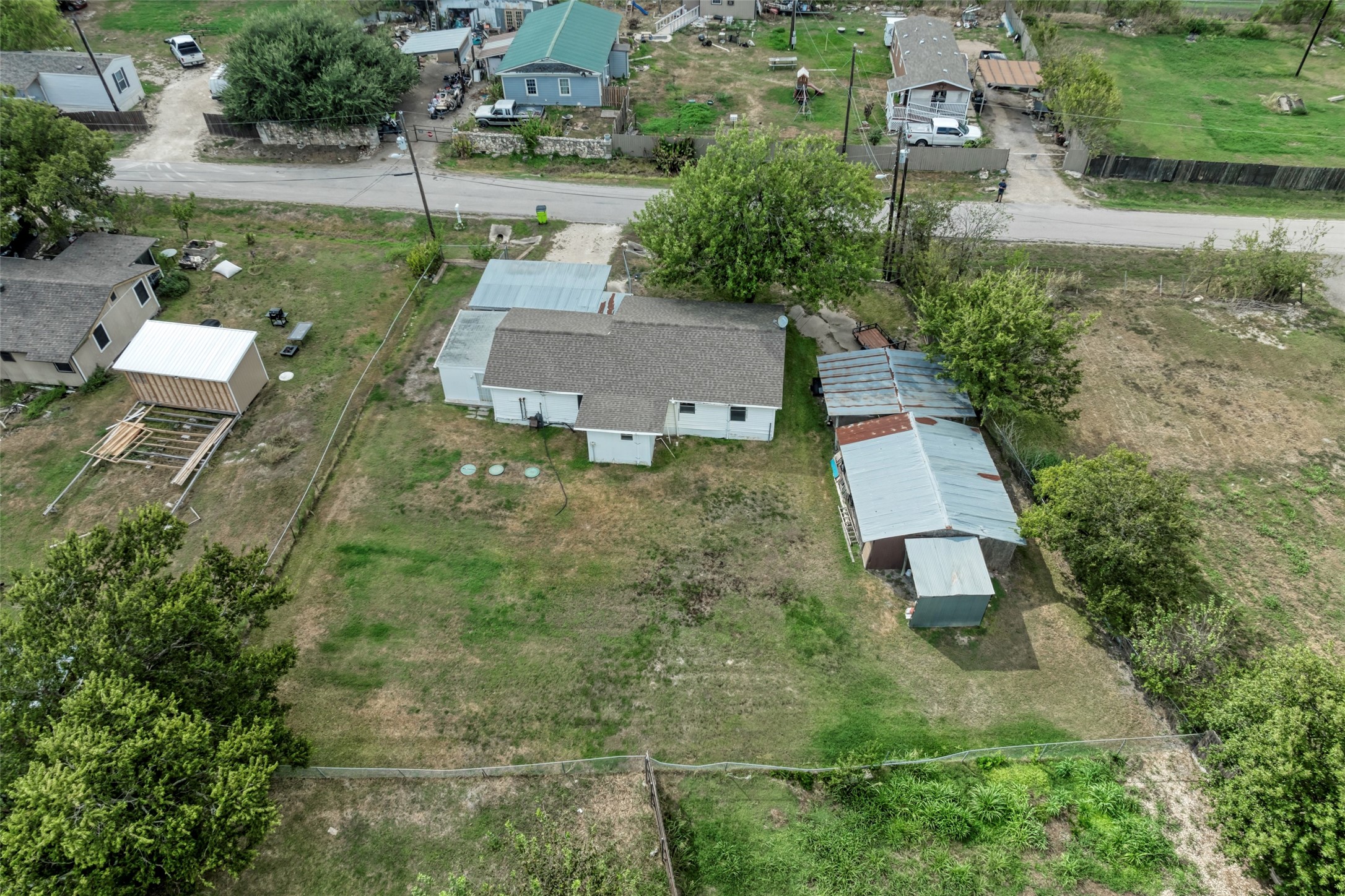 main property photo 5