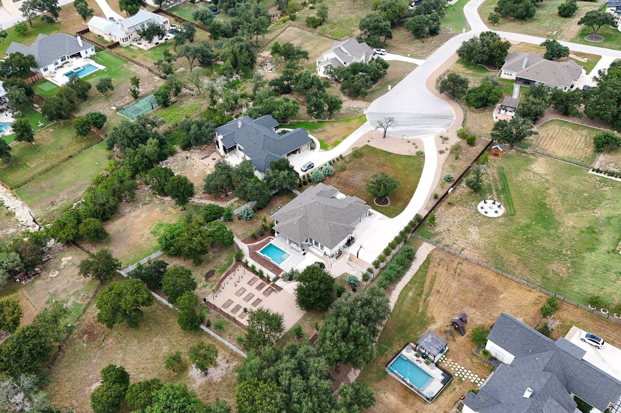 main property photo 38