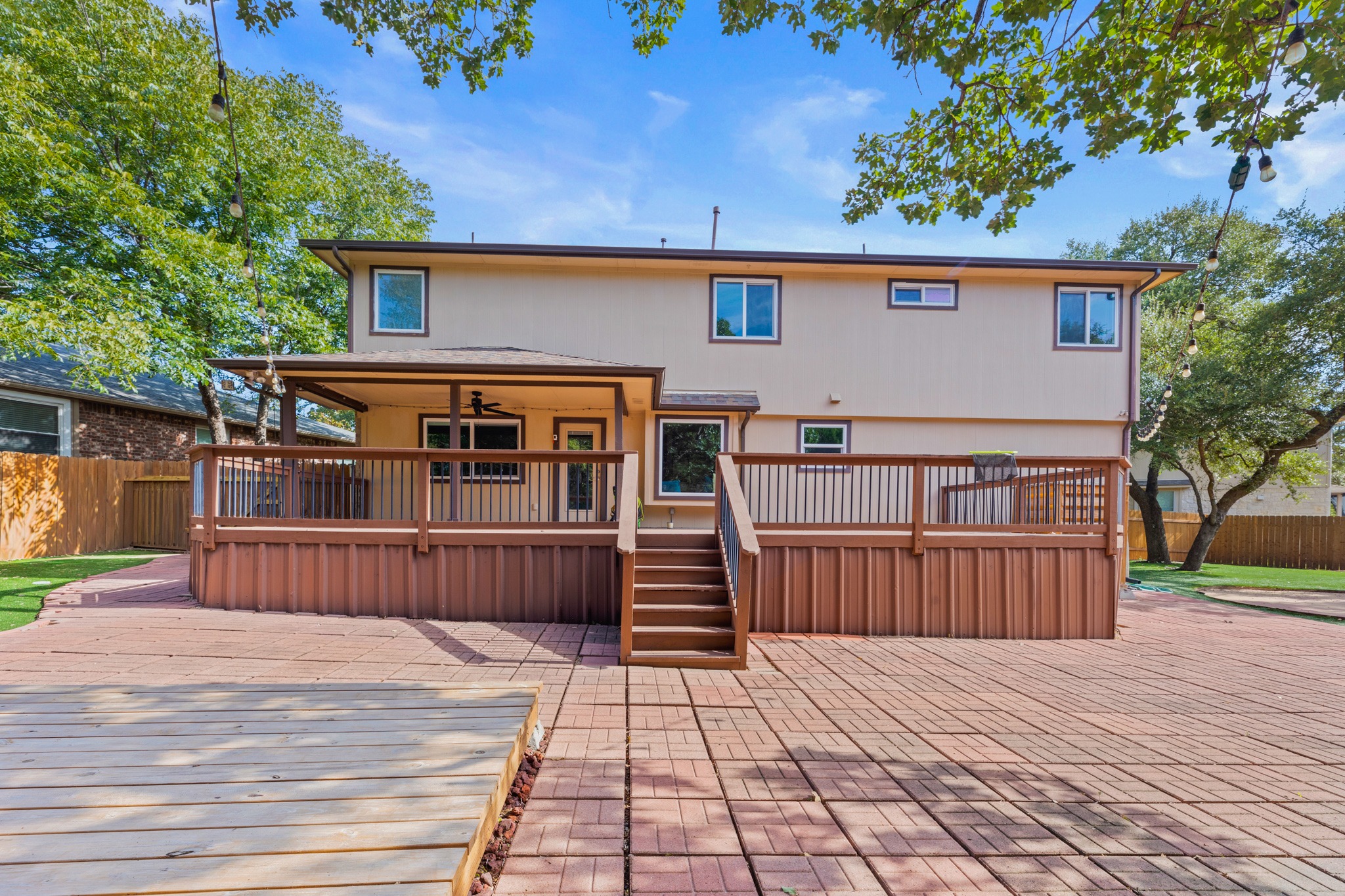main property photo 25