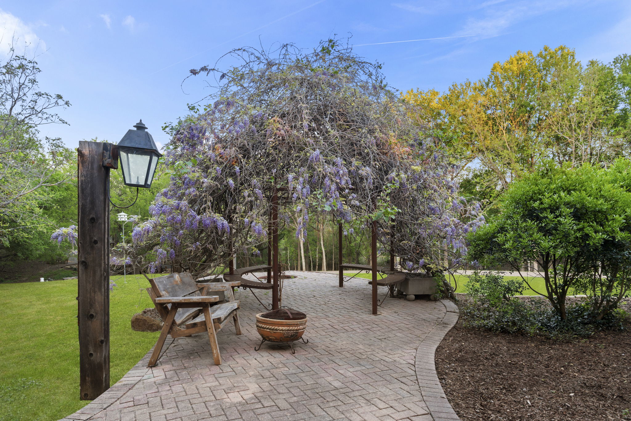 main property photo 21