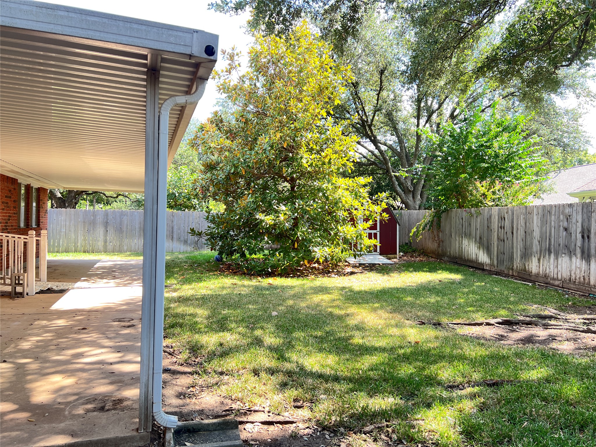 main property photo 6