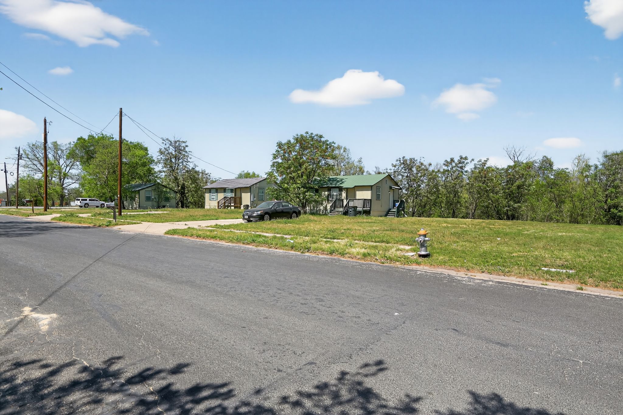 main property photo 14