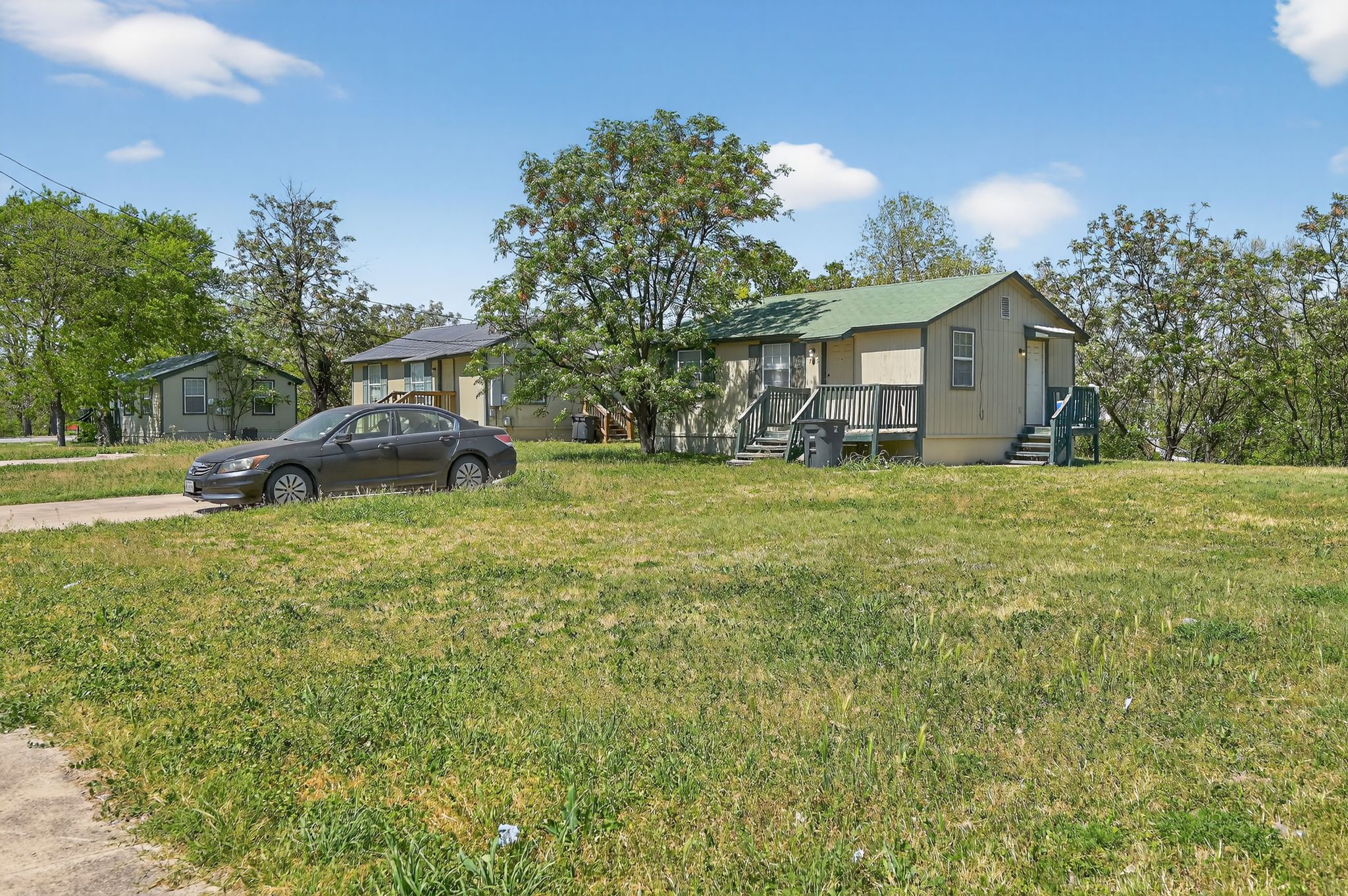 main property photo 2