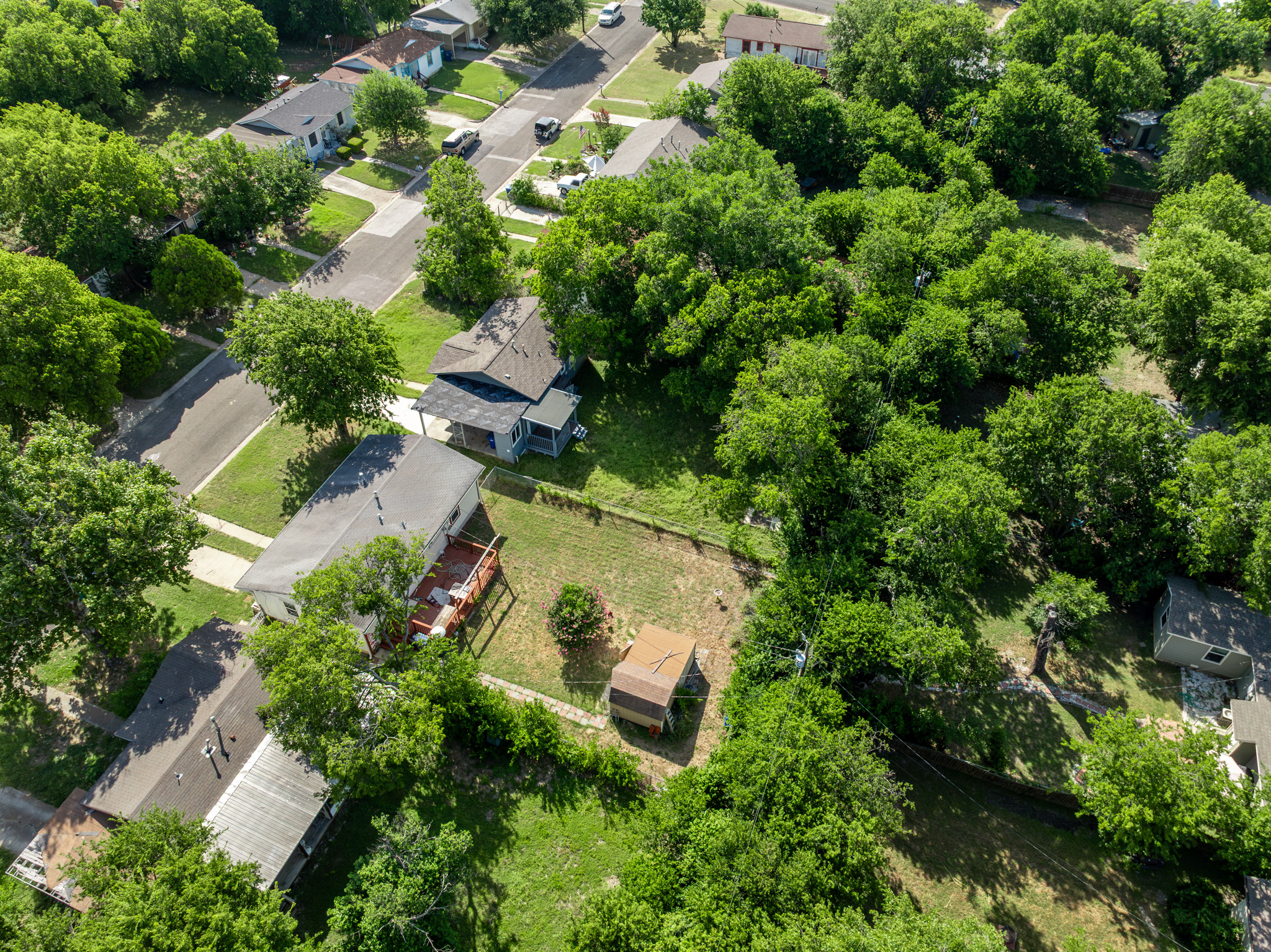 main property photo 27