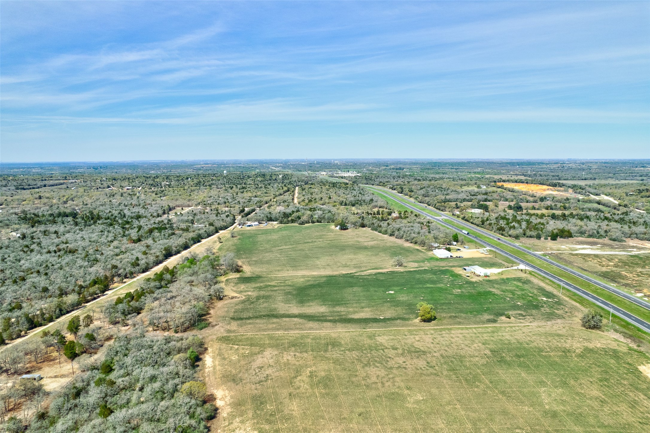 main property photo 41