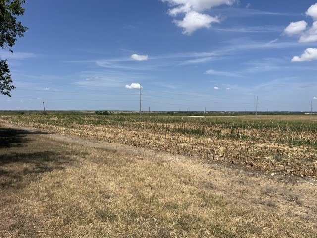 main property photo 14