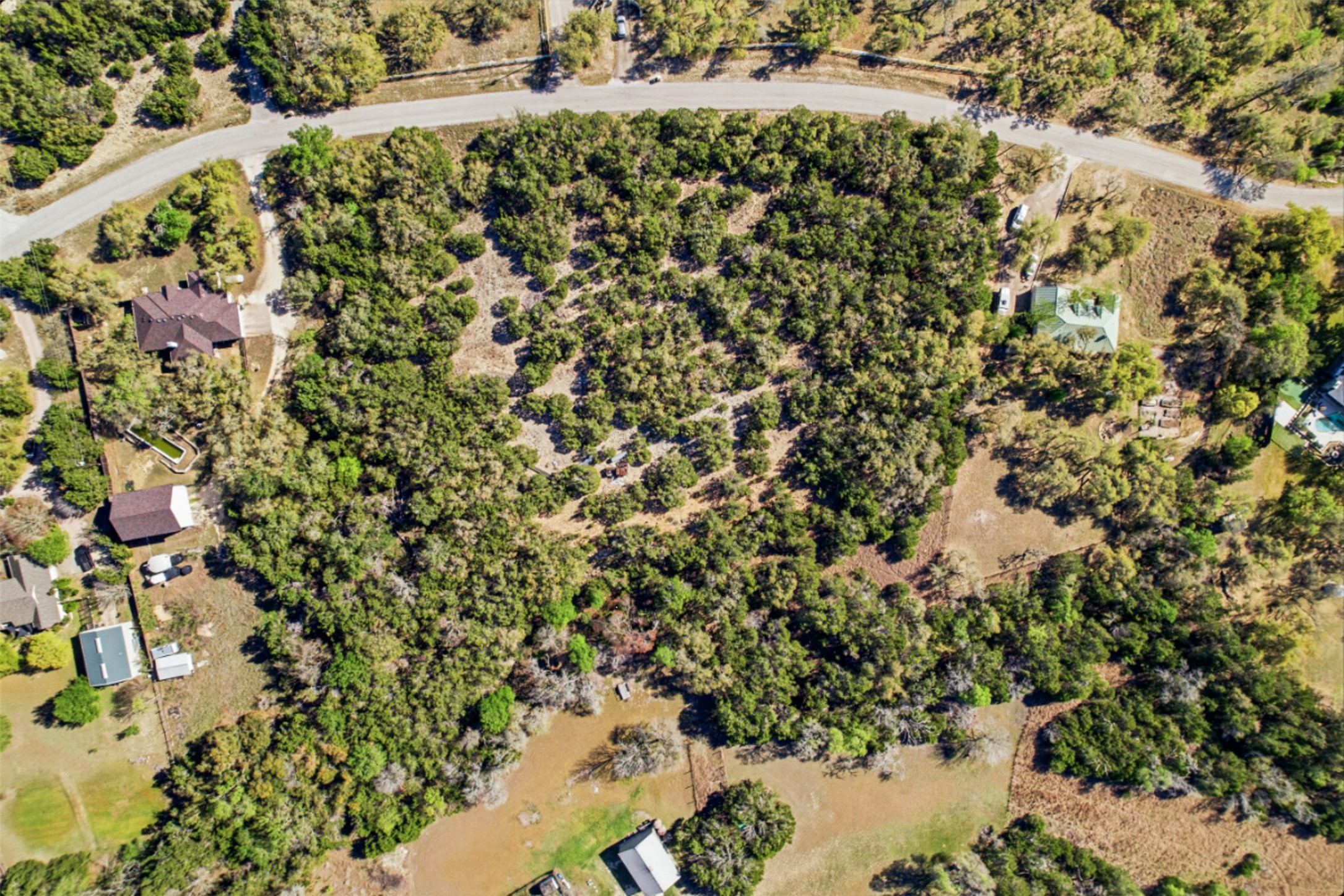 main property photo 8
