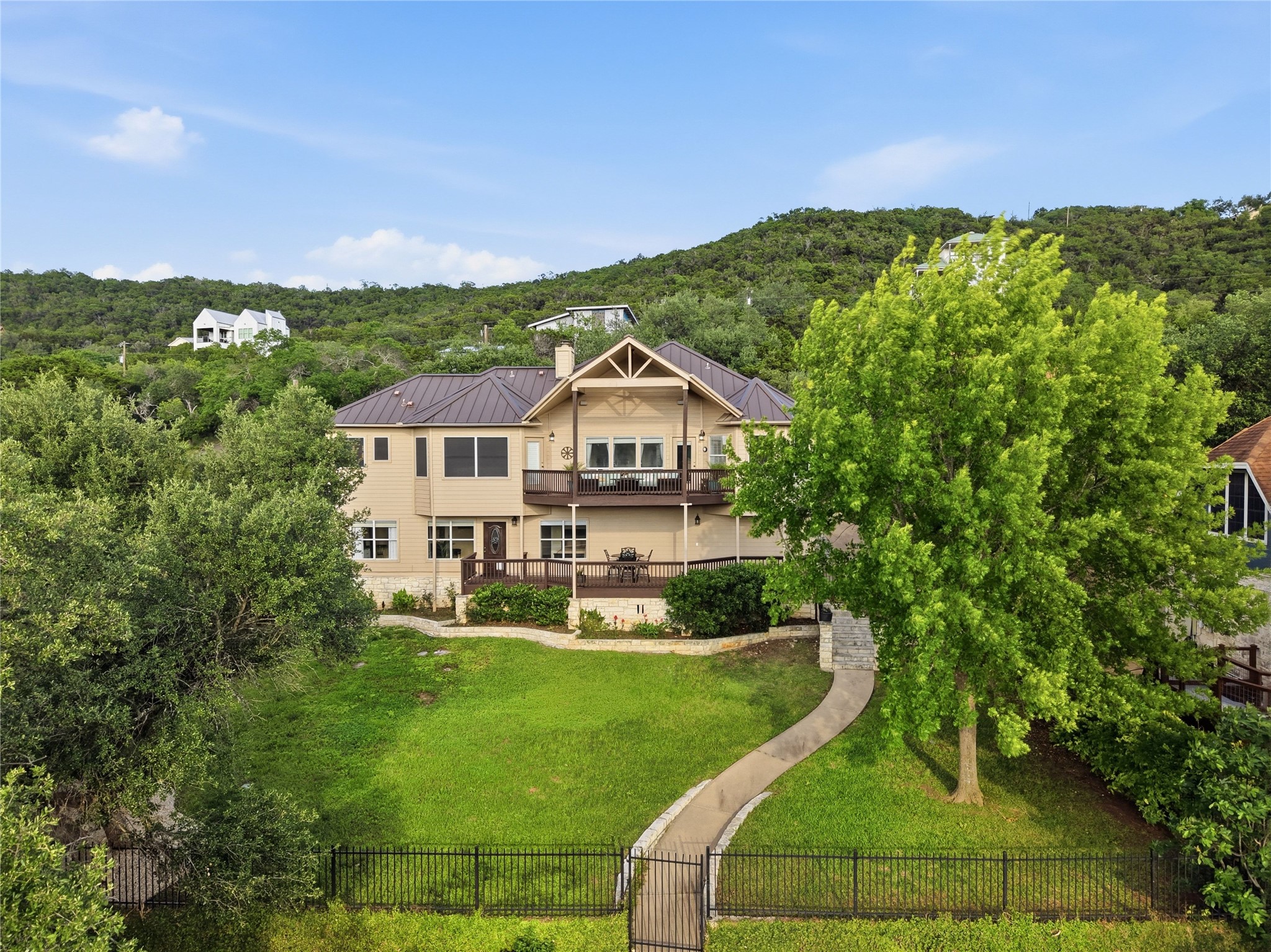 main property photo 27