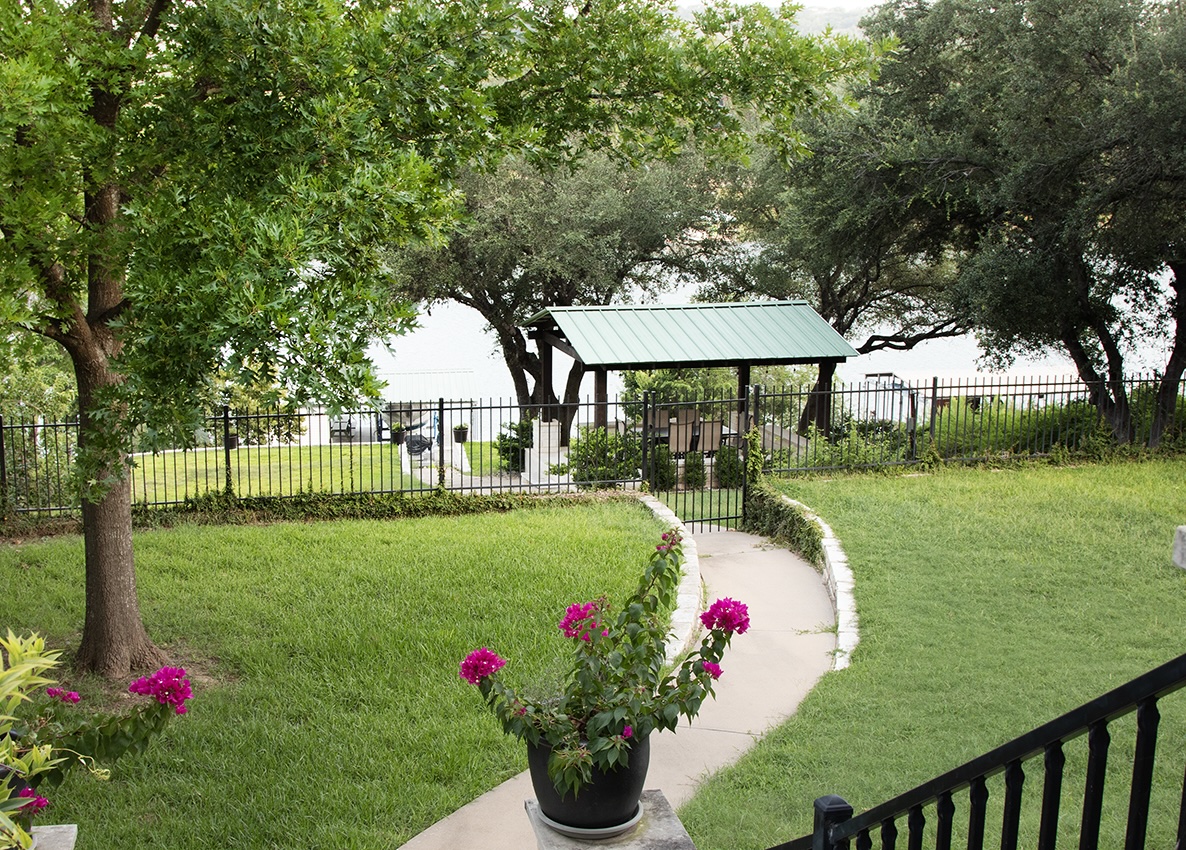 main property photo 33