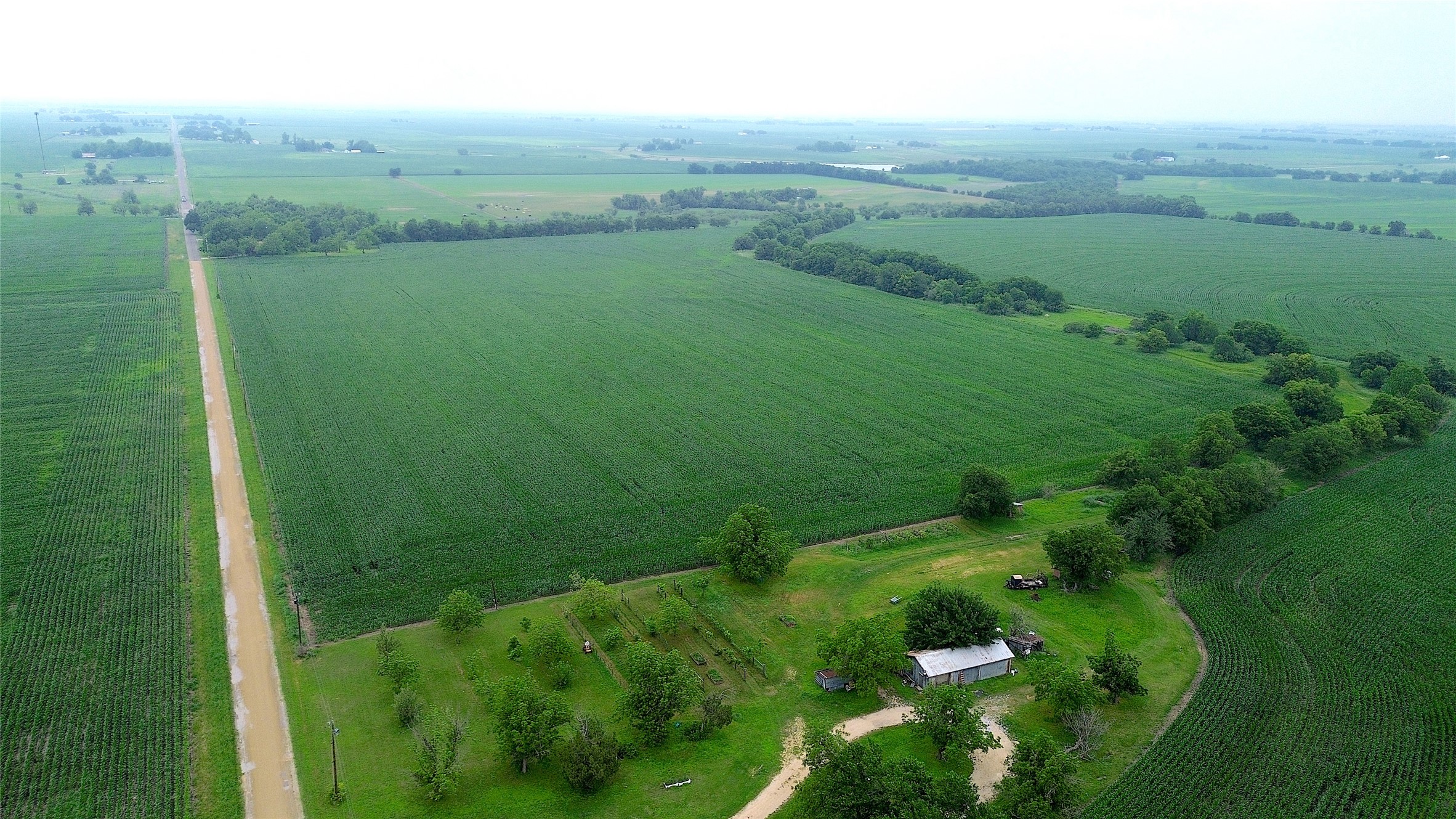 main property photo 16