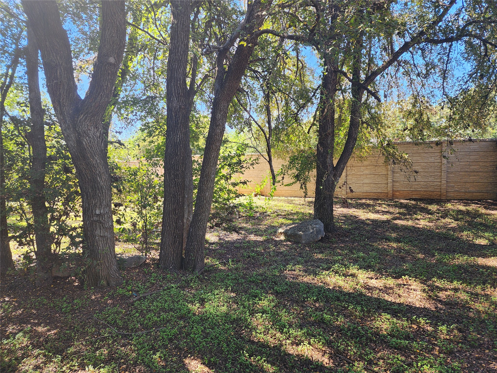 main property photo 29