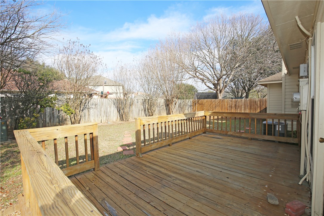 main property photo 22