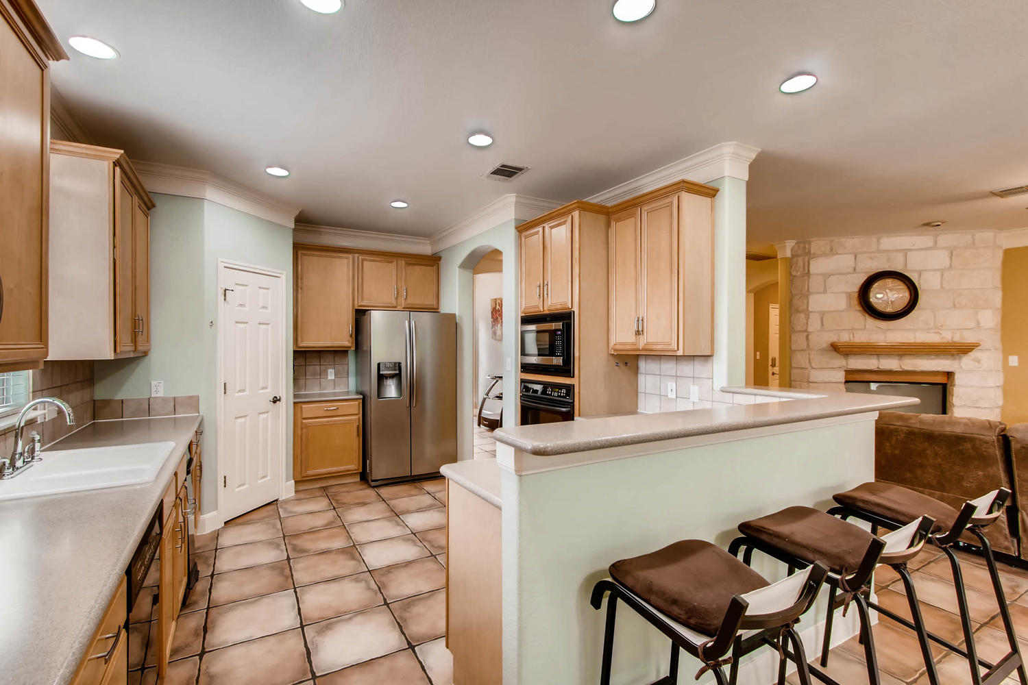 main property photo 4