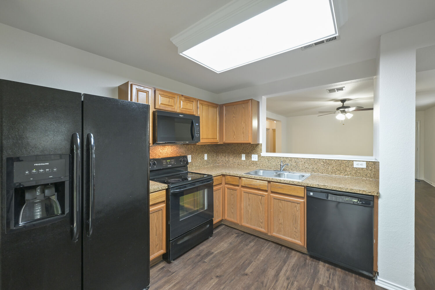 main property photo 20