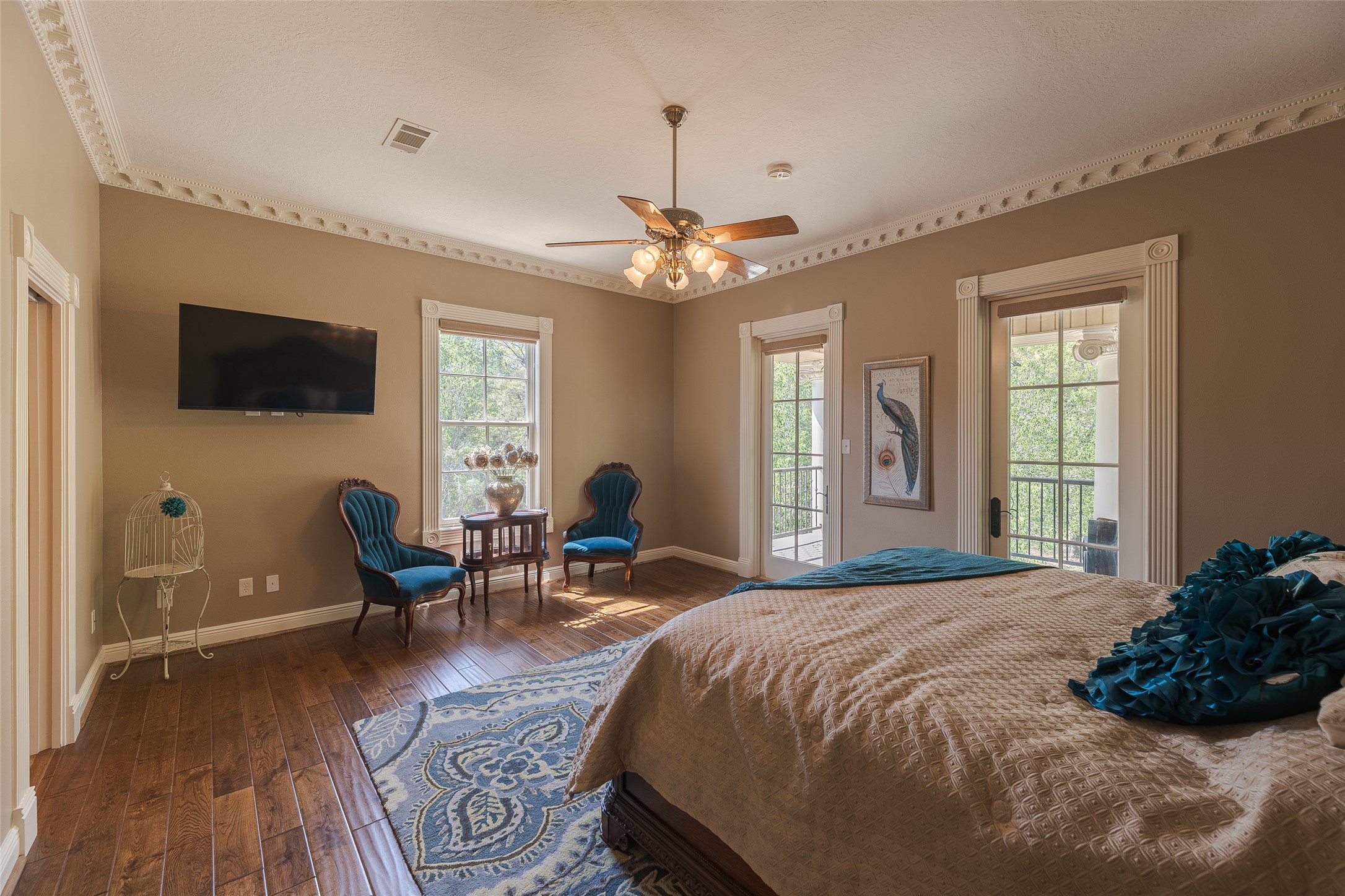 main property photo 34