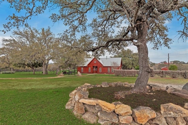 main property photo 21