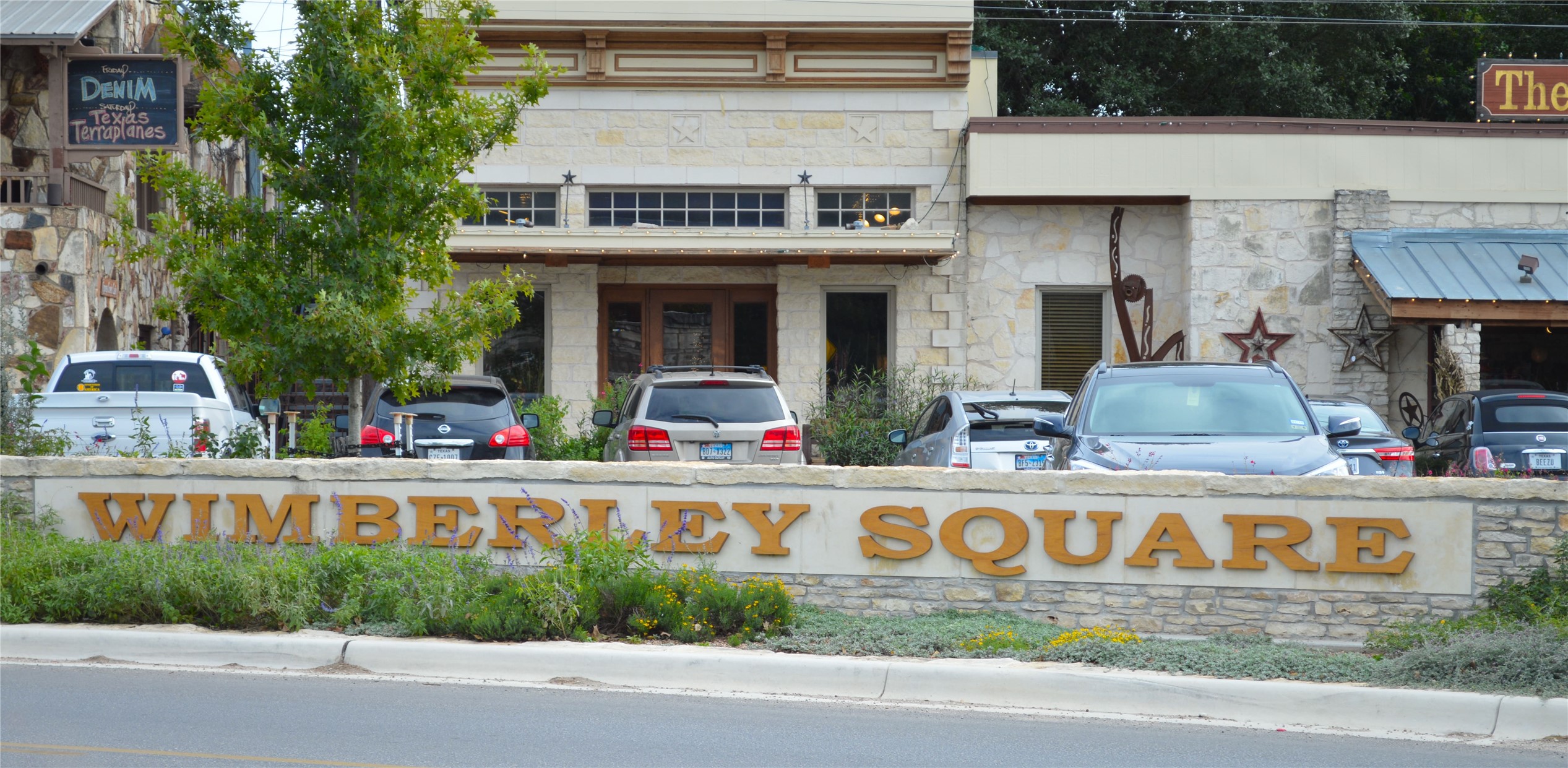 main property photo 10