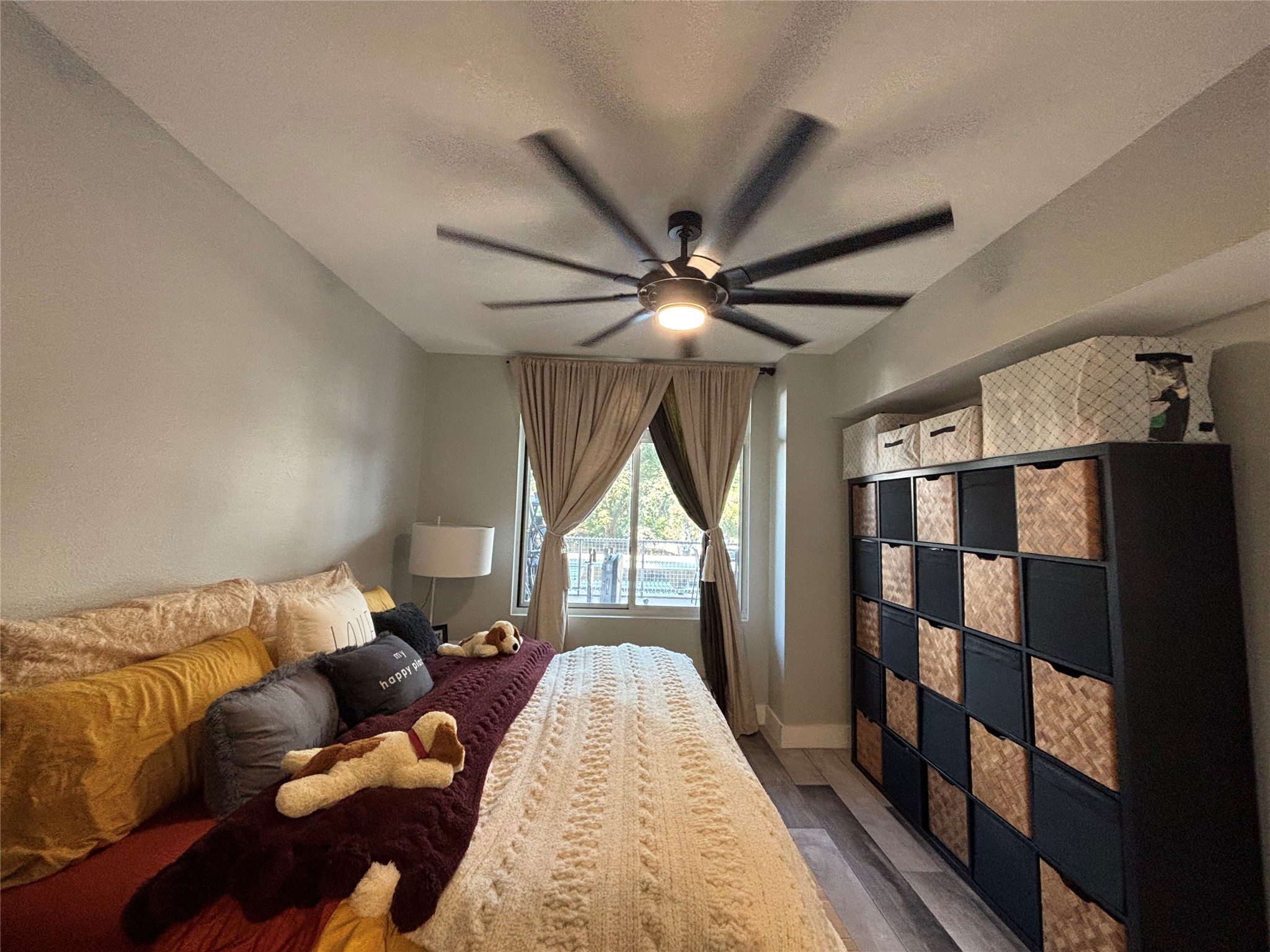 main property photo 10