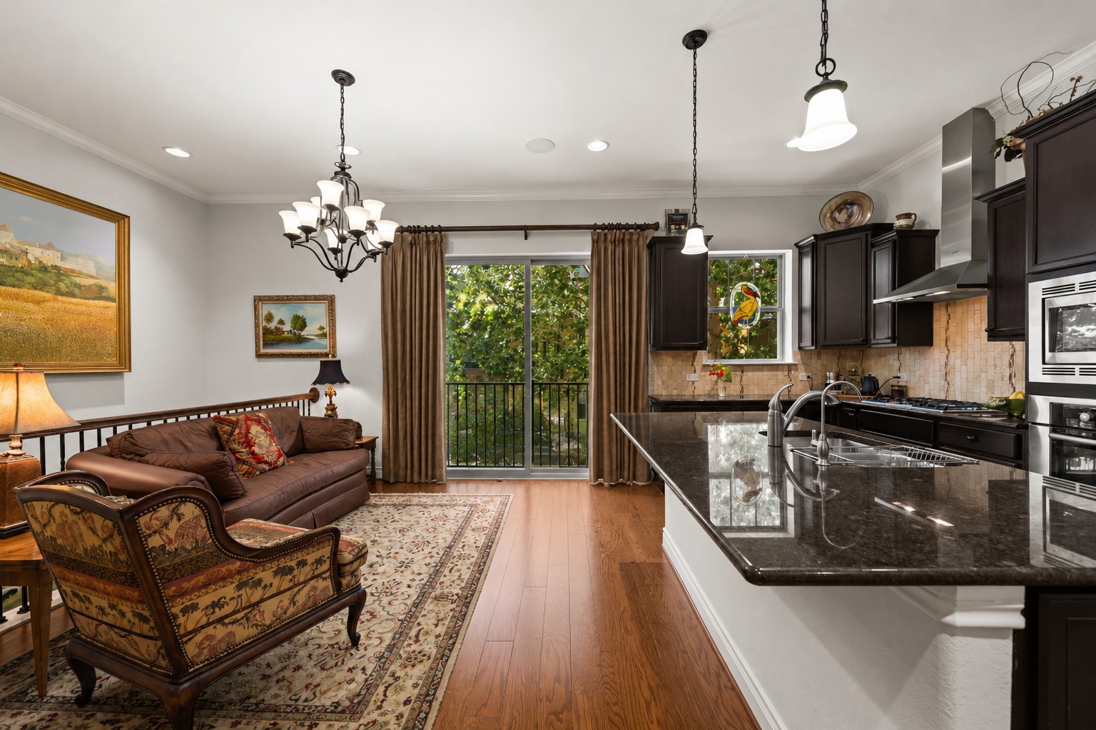 main property photo 3