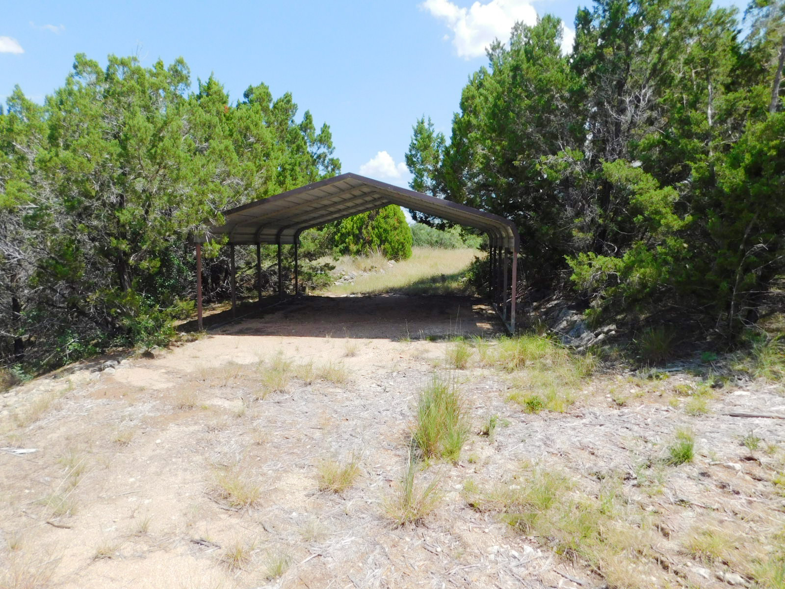 main property photo 32