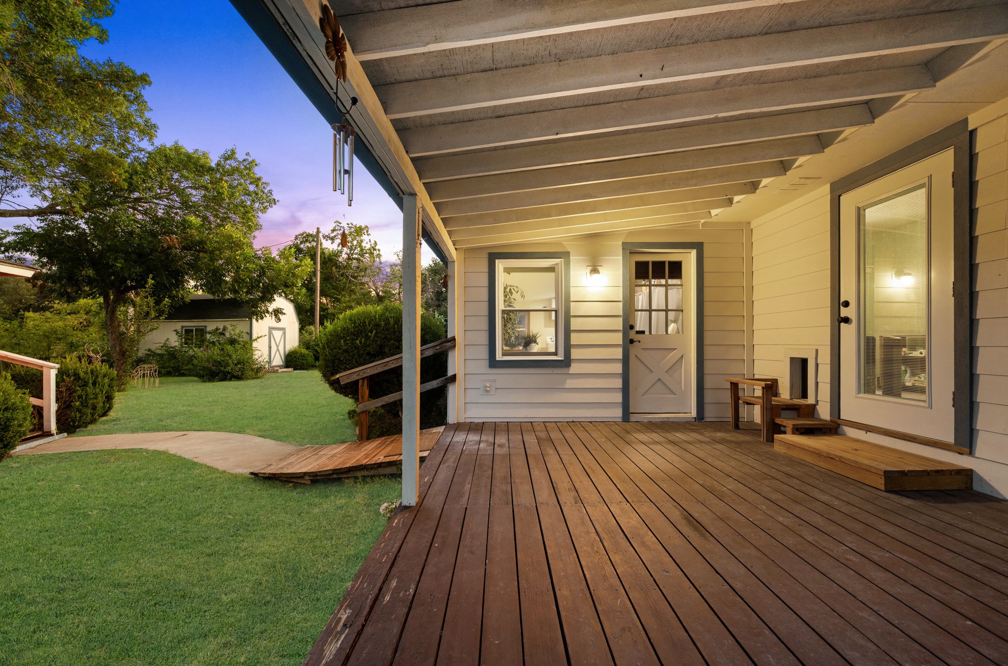 main property photo 17