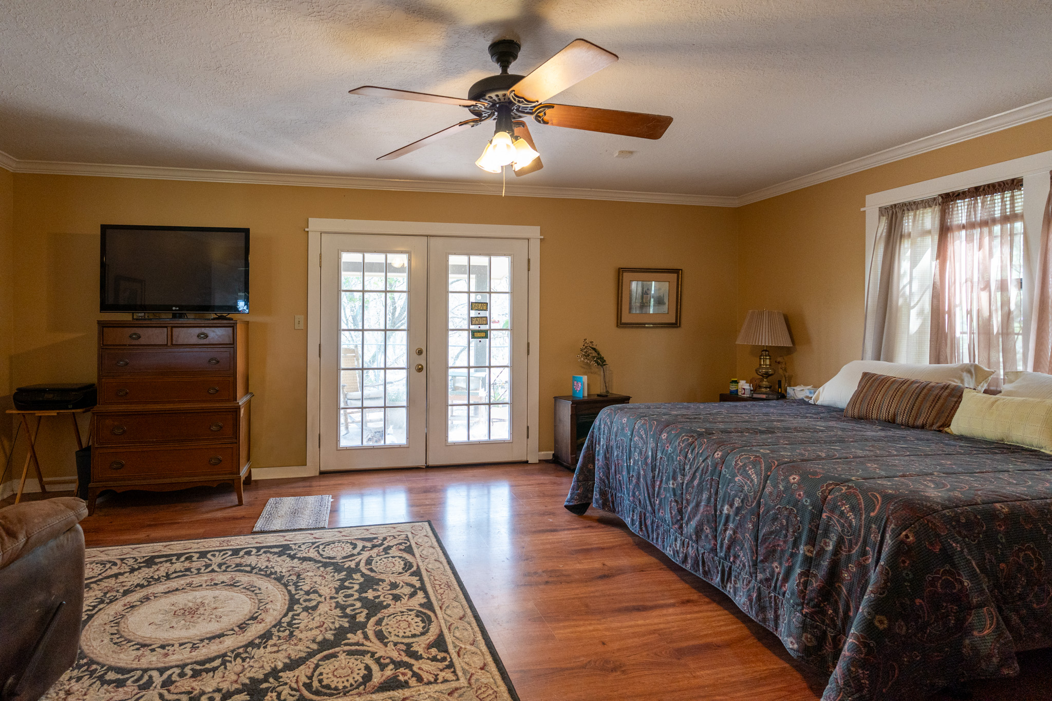 main property photo 18