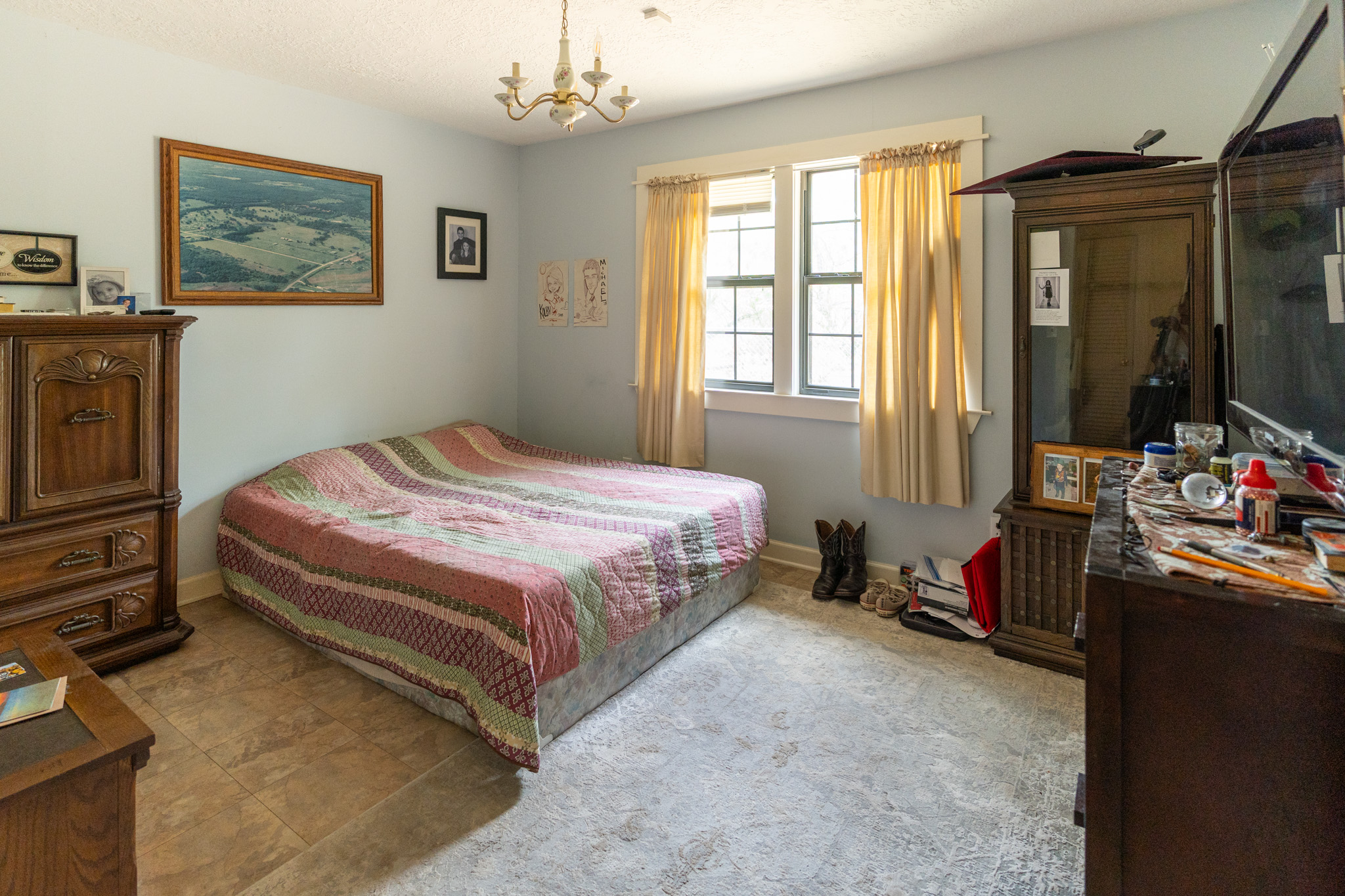 main property photo 28