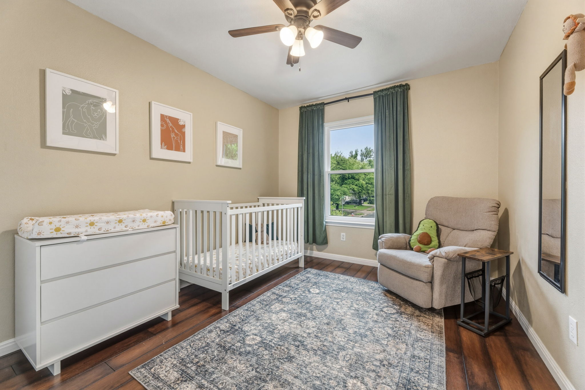 main property photo 18