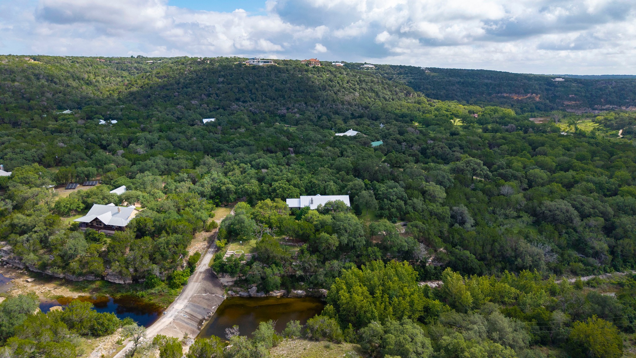 main property photo 38