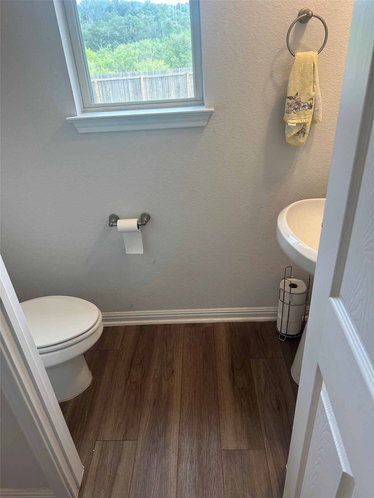 main property photo 10