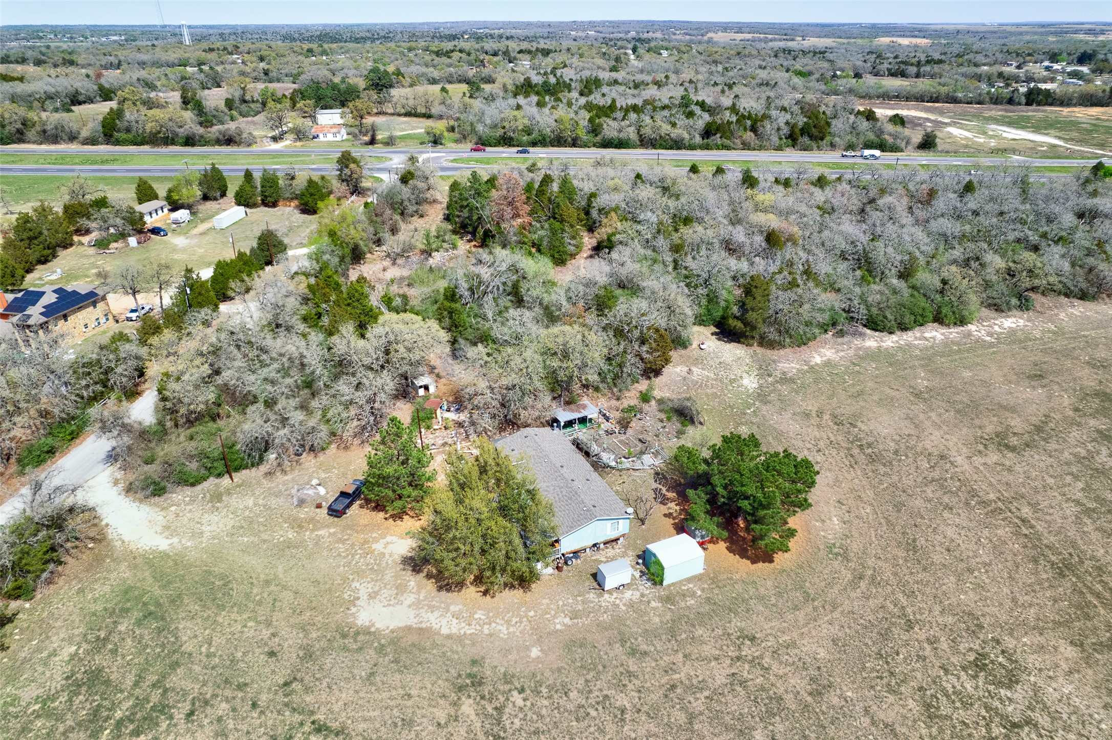 main property photo 5