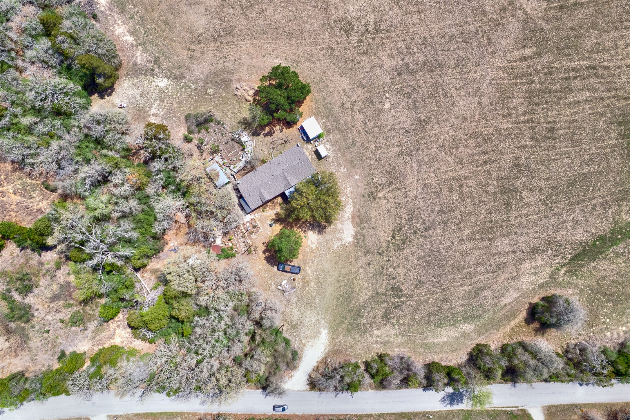 main property photo 6