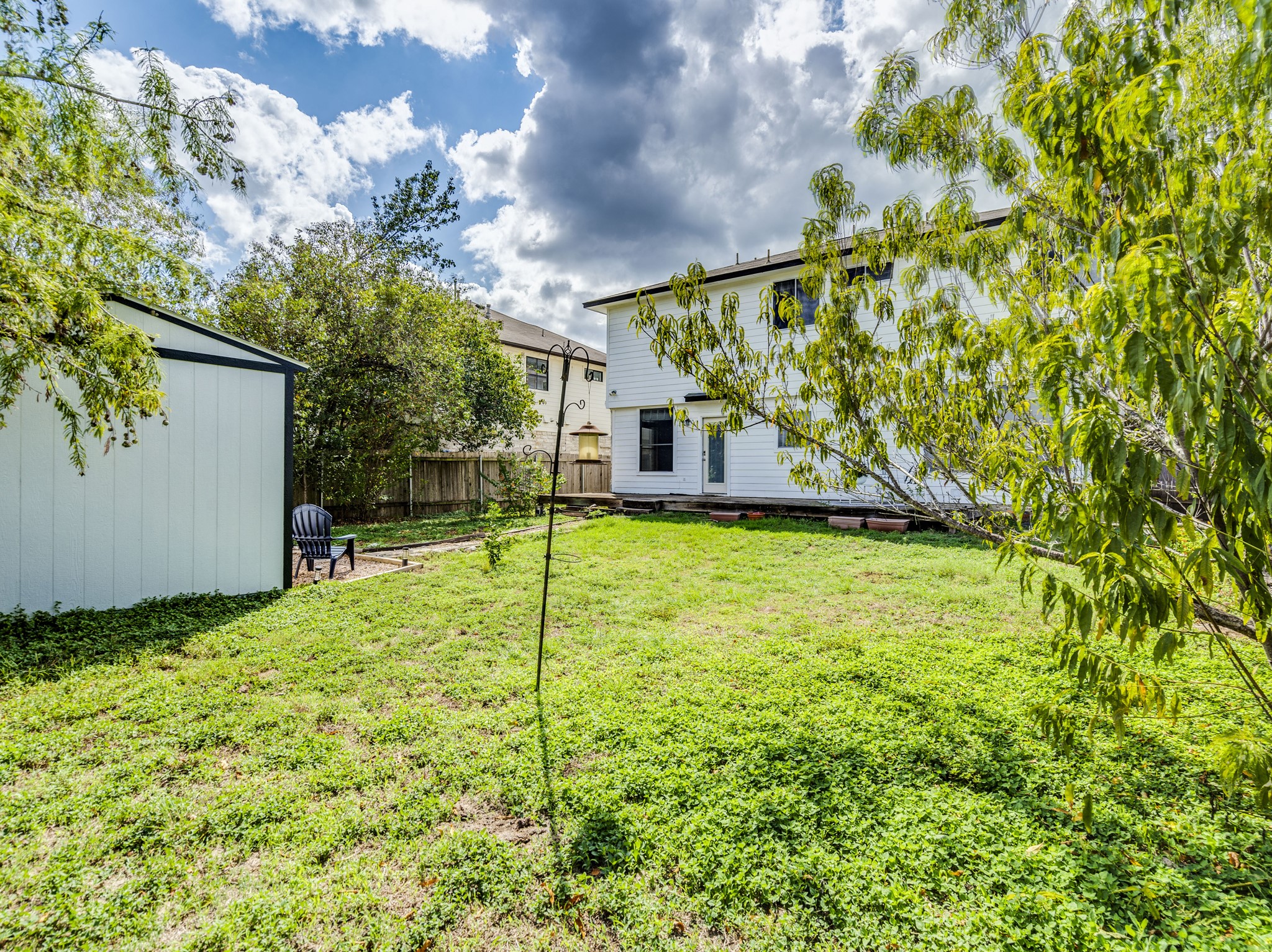main property photo 33