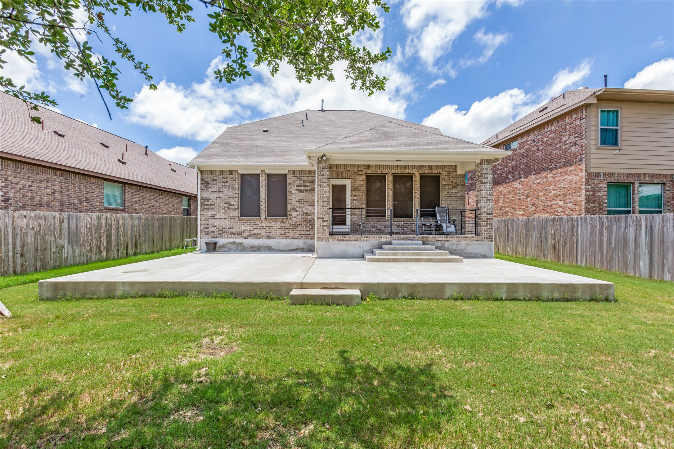 main property photo 24