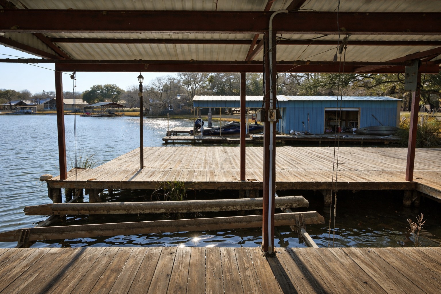 main property photo 25