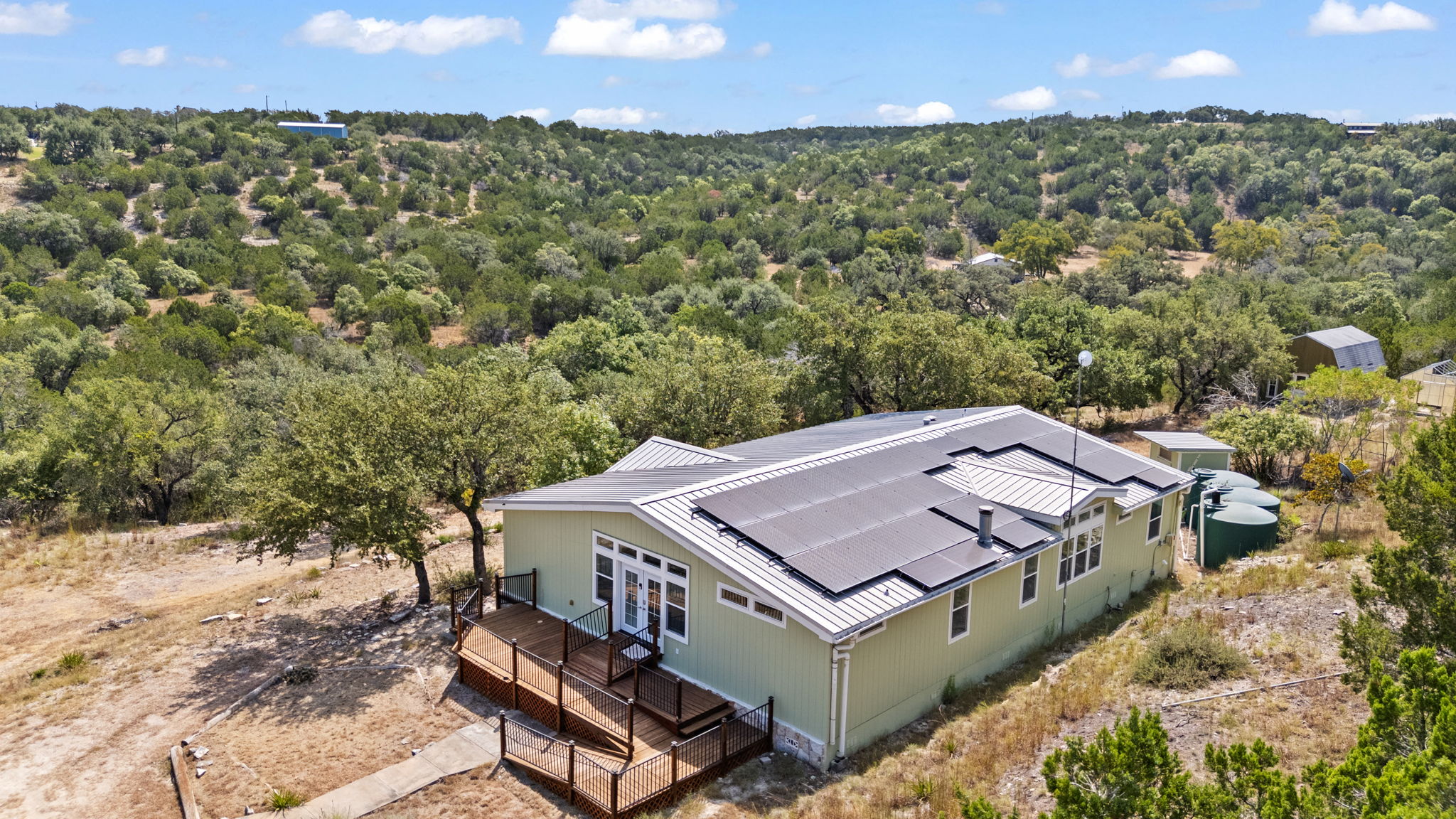 main property photo 36